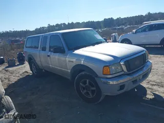 2005 Ford Ranger XLT with VIN 1FTZR45E35PA15289, listed as a IAAI auction lot 41554759 with 206,011 mi miles. Bid and sale history available at carsss.com. Image 1.