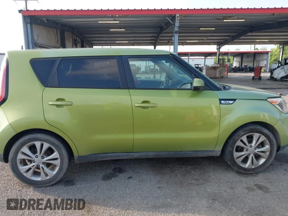 2016 Kia Soul + with VIN KNDJP3A5XG7825735, listed as a IAAI auction lot 42110380 with 268,040 mi miles. Bid and sale history available at carsss.com. Image 13.