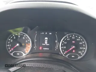 2015 Jeep Renegade Latitude z VIN ZACCJBBT8FPB25943, wystawiony jako IAAI lot #42120185 z przebiegiem 103 956 mil mil oraz . Historia ofert i sprzedaży dostępna na DreamBid. Obrazek 7.