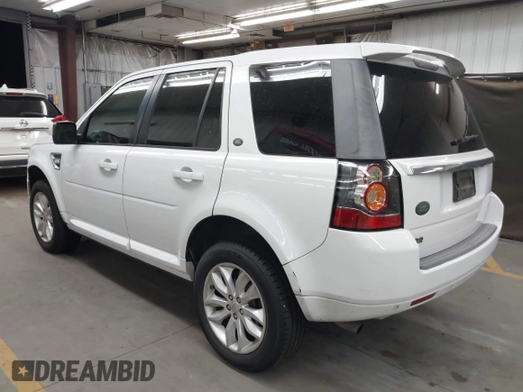 2013 Land Rover LR2 with VIN SALFR2BG6DH338217, listed as a IAAI auction lot 42593902 with 105,943 mi miles and . Bid and sale history available at DreamBid. Image 3.