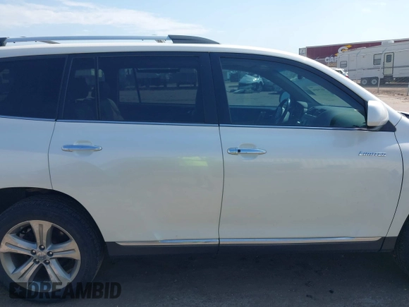 2012 Toyota Highlander Limited with VIN 5TDDK3EH9CS105634, listed as a IAAI auction lot 40194096 with 165,248 mi miles. Bid and sale history available at carsss.com. Image 13.