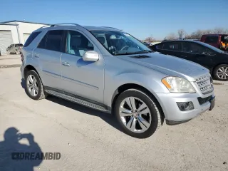 2010 Mercedes-Benz M 350 z VIN 4JGBB8GB6AA595906, wystawiony jako Copart lot #83924074 z przebiegiem 256 717 mil mil oraz Szkoda całkowita • Salvage title. Historia ofert i sprzedaży dostępna na DreamBid. Obrazek 4.