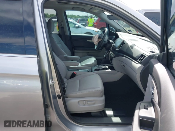 2021 Honda Ridgeline RTL-E с VIN 5FPYK3F70MB025806, выставлен на аукционе IAAI как лот 42311667 с пробегом 30 143 миль миль и . История ставок и продаж доступна на DreamBid. Изображение 5.