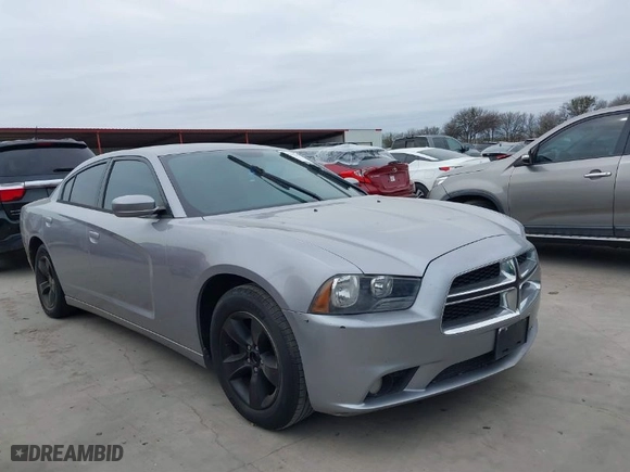 2014 Dodge Charger SXT with VIN 2C3CDXHG6EH239314, listed as a IAAI auction lot 41683245 with 194,180 mi miles. Bid and sale history available at carsss.com. Image 12.