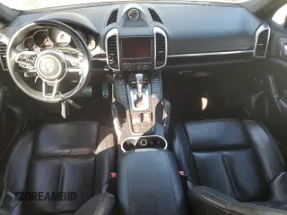 2016 Porsche Cayenne S z VIN WP1AB2A28GLA93772, wystawiony jako Copart lot #41650235 z przebiegiem 54 819 mil mil oraz Szkoda całkowita • Salvage title. Historia ofert i sprzedaży dostępna na DreamBid. Obrazek 8.