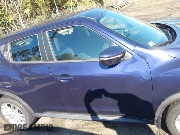 2015 Nissan Juke SV with VIN JN8AF5MR9FT501313, listed as a IAAI auction lot 41902958 with 52,766 mi miles. Bid and sale history available at carsss.com. Image 13.