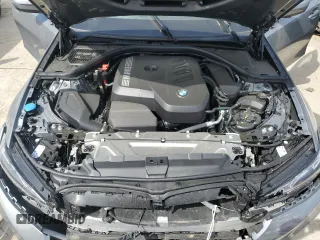 2025 BMW 3 Series 330i xDrive with VIN 3MW89CW01S8F37225, listed as a Copart auction lot 54339895 with 2,294 mi miles and Clean Title. Bid and sale history available at carsss.com. Image 11.