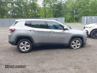 2021 Jeep Compass Latitude with VIN 3C4NJDBBXMT569861, listed as a IAAI auction lot 42325006 with 83,153 mi miles and . Bid and sale history available at DreamBid. Image 13.