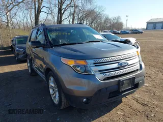 2013 Ford Explorer XLT with VIN 1FM5K8D87DGA83482, listed as a IAAI auction lot 41885560 with 178,831 mi miles and . Bid and sale history available at carsss.com. Image 1.
