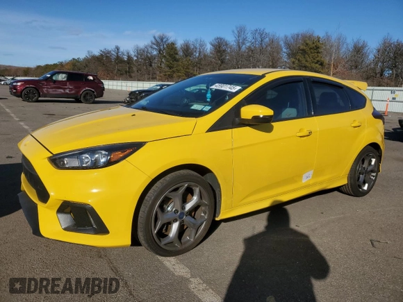 2017 Ford Focus ST with VIN 1FADP3L9XHL240522, listed as a Copart auction lot 45901745 with 98,795 mi miles and Non Repairable. Bid and sale history available at carsss.com. Image 1.