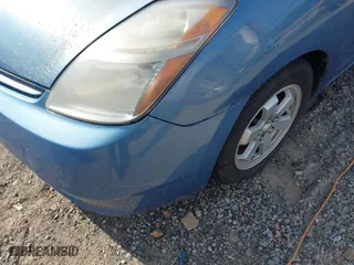 2006 Toyota Prius with VIN JTDKB20U663145939, listed as a IAAI auction lot 41901783 with 232,776 mi miles. Bid and sale history available at carsss.com. Image 6.
