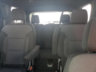 2022 Chevrolet Traverse LT Cloth with VIN 1GNERGKW2NJ124270, listed as a Copart auction lot 59809325 with 40,500 mi miles and Salvage title. Bid and sale history available at DreamBid. Image 10.
