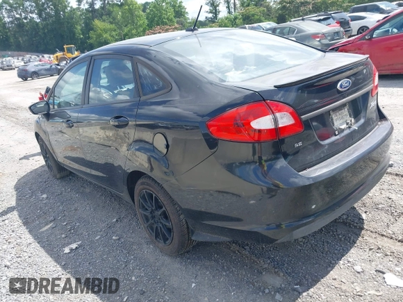 2011 Ford Fiesta SE z VIN 3FADP4BJ2BM172241, wystawiony jako IAAI lot #42500368 z przebiegiem 258 580 mil mil oraz . Historia ofert i sprzedaży dostępna na DreamBid. Obrazek 3.