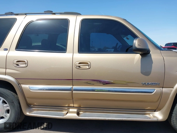 2001 GMC Yukon SLT with VIN 1GKEC13T71J113257, listed as a IAAI auction lot 41975910 with 195,509 mi miles. Bid and sale history available at carsss.com. Image 13.