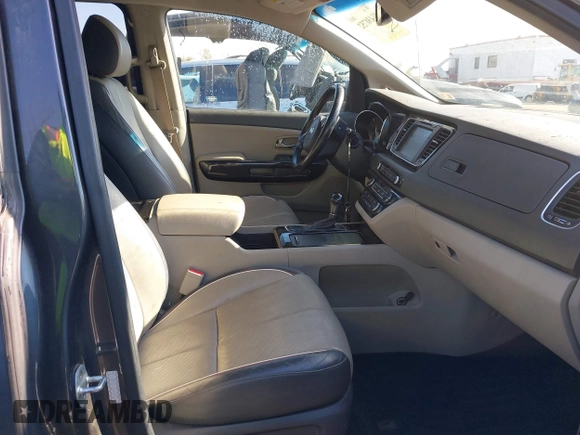 2016 Kia Sedona EX with VIN KNDMC5C11G6140723, listed as a IAAI auction lot 41430752 with 175,981 mi miles. Bid and sale history available at carsss.com. Image 5.