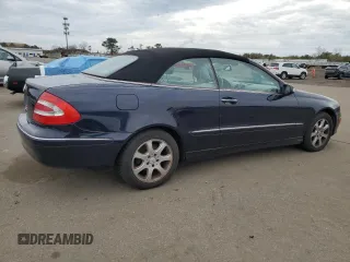 2004 Mercedes-Benz CLK 320 z VIN WDBTK65G44T033117, wystawiony jako Copart lot #84077464 z przebiegiem 92 488 mil mil oraz Tytuł czysty. Historia ofert i sprzedaży dostępna na DreamBid. Obrazek 3.