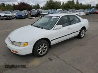 1994 Honda Accord LX w/ABS with VIN JHMCD5638RC098074, listed as a Copart auction lot 68567254 with 202,119 mi miles and Salvage Title. Bid and sale history available at carsss.com. Image 1.