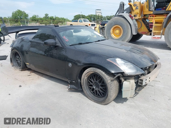 2004 Nissan 350Z Touring z VIN JN1AZ36A14M253275, wystawiony jako IAAI lot #42181345 z przebiegiem 63 886 mil mil oraz . Historia ofert i sprzedaży dostępna na DreamBid. Obrazek 1.