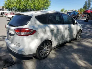 2017 Ford C-Max Titanium с VIN 1FADP5FU8HL108063, выставлен на аукционе Copart как лот 58739195 с пробегом Не указан миль и Чистый • Clean title. История ставок и продаж доступна на DreamBid. Изображение 3.