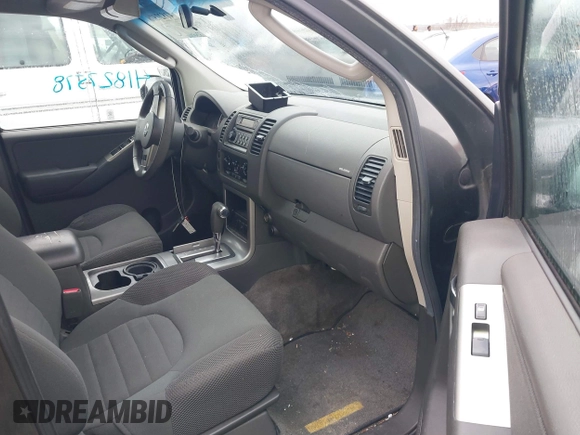 2005 Nissan Pathfinder SE with VIN 5N1AR18U55C760465, listed as a IAAI auction lot 41827578 with 236,946 mi miles. Bid and sale history available at carsss.com. Image 5.