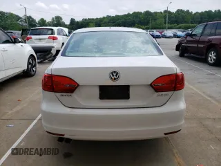 2012 Volkswagen Jetta SE with VIN 3VWDP7AJ4CM107306, listed as a Copart auction lot 59805665 with 208,772 mi miles and Clean title. Bid and sale history available at DreamBid. Image 6.