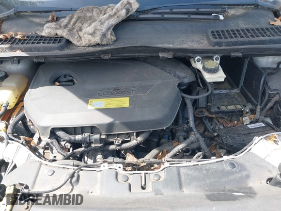 2013 Ford Escape SE with VIN 1FMCU9GXXDUD63179, listed as a IAAI auction lot 42017993 with 72,410 mi miles. Bid and sale history available at carsss.com. Image 10.