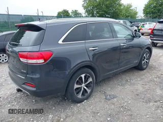 2016 Kia Sorento EX z VIN 5XYPHDA52GG161074, wystawiony jako IAAI lot #42447458 z przebiegiem 77 080 mil mil oraz . Historia ofert i sprzedaży dostępna na DreamBid. Obrazek 4.