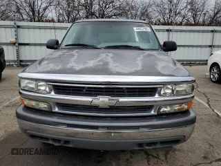2000 Chevrolet Suburban with VIN 1GNFK16T1YJ150403, listed as a Copart auction lot 44657965 with 206,937 mi miles and Salvage Title. Bid and sale history available at carsss.com. Image 5.
