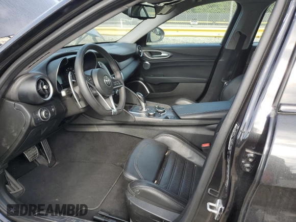2019 Alfa Romeo Giulia Ti Sport with VIN ZARFANBN8K7605056, listed as a Copart auction lot 71777854 with 71,879 mi miles and Salvage Title. Bid and sale history available at carsss.com. Image 7.