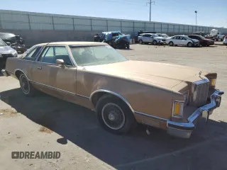 1977 Mercury Cougar z VIN 7A93H513790, wystawiony jako Copart lot #49360465 z przebiegiem 11 729 mil mil oraz Czysty tytuł • Clean title. Historia ofert i sprzedaży dostępna na DreamBid. Obrazek 4.