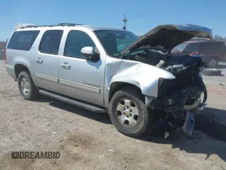 2012 Chevrolet Suburban LT with VIN 1GNSKJE76CR130984, listed as a IAAI auction lot 41899749 with 225,478 mi miles. Bid and sale history available at carsss.com. Image 1.
