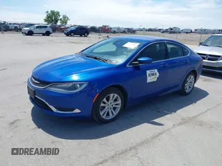 2015 Chrysler 200 Limited z VIN 1C3CCCAB4FN761054, wystawiony jako IAAI lot #42337982 z przebiegiem 124 320 mil mil oraz . Historia ofert i sprzedaży dostępna na DreamBid. Obrazek 2.