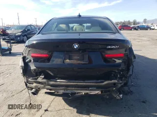 2020 BMW 3 Series 330i with VIN 3MW5R1J0XL8B12117, listed as a Copart auction lot 42361235 with 72,406 mi miles and Salvage Title. Bid and sale history available at carsss.com. Image 6.