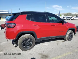 2024 Jeep Compass Trailhawk with VIN 3C4NJDDN3RT585348, listed as a Copart auction lot 53339075 with 1,355 mi miles and Salvage title. Bid and sale history available at DreamBid. Image 3.