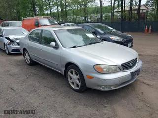 2002 Infiniti I35 Luxury with VIN JNKDA31A02T023642, listed as a IAAI auction lot 42096567 with 94,412 mi miles. Bid and sale history available at carsss.com. Image 1.