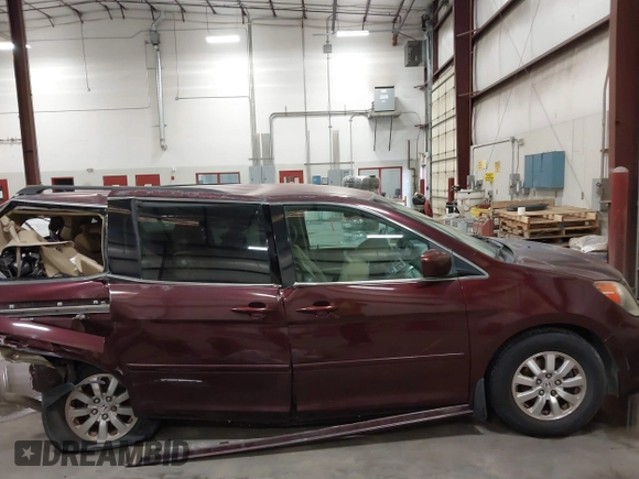 2009 Honda Odyssey EX с VIN 5FNRL38419B406486, выставлен на аукционе IAAI как лот 42356814 с пробегом Не указан миль и . История ставок и продаж доступна на DreamBid. Изображение 13.