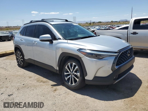 2024 Toyota Corolla Cross XLE с VIN 7MUDAAAG1RV083793, выставлен на аукционе Copart как лот 55105775 с пробегом 55 388 миль миль и Списание • Salvage title. История ставок и продаж доступна на DreamBid. Изображение 4.