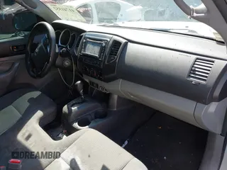 2014 Toyota Tacoma with VIN 5TFNX4CN2EX033998, listed as a IAAI auction lot 41741552 with 160,576 mi miles and . Bid and sale history available at DreamBid. Image 5.
