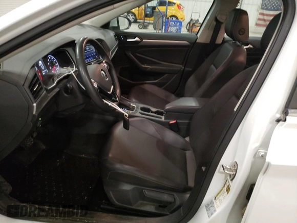 2020 Volkswagen Jetta S z VIN 3VWC57BUXLM086035, wystawiony jako Copart lot #52112945 z przebiegiem 74 540 mil mil oraz Szkoda całkowita • Salvage title. Historia ofert i sprzedaży dostępna na DreamBid. Obrazek 7.
