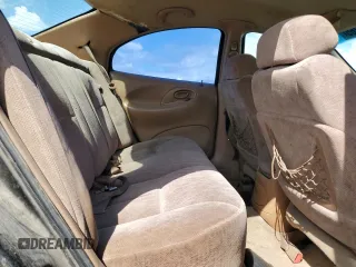1997 Mercury Sable GS z VIN 1MELM50U1VA620597, wystawiony jako Copart lot #51635765 z przebiegiem 250 824 mil mil oraz Szkoda całkowita • Salvage title. Historia ofert i sprzedaży dostępna na DreamBid. Obrazek 10.
