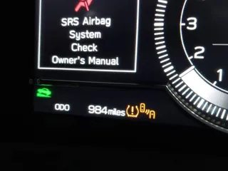 2025 Toyota 86 Premium z VIN JF1ZNBE11S9752297, wystawiony jako IAAI lot #41834817 z przebiegiem 984 mil mil oraz . Historia ofert i sprzedaży dostępna na DreamBid. Obrazek 16.