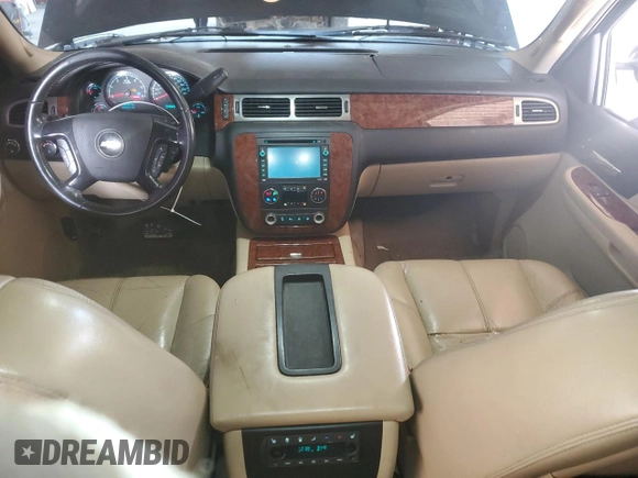 2007 Chevrolet Suburban LTZ with VIN 1GNFK163X7J252250, listed as a Copart auction lot 58479585 with 269,637 mi miles and Clean title. Bid and sale history available at DreamBid. Image 8.
