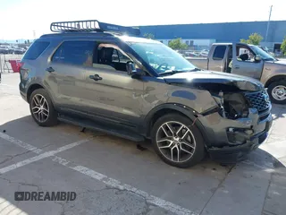 2019 Ford Explorer Sport with VIN 1FM5K8GTXKGA42549, listed as a IAAI auction lot 41548999 with 117,613 mi miles and . Bid and sale history available at carsss.com. Image 1.