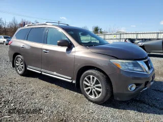 2016 Nissan Pathfinder SL with VIN 5N1AR2MM1GC623294, listed as a Copart auction lot 50462525 with 150,713 mi miles and Salvage title. Bid and sale history available at DreamBid. Image 4.