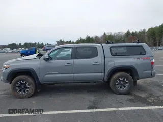 2021 Toyota Tacoma 4WD SR with VIN 3TMCZ5AN6MM392673, listed as a IAAI auction lot 41927892 with 53,470 mi miles. Bid and sale history available at carsss.com. Image 14.