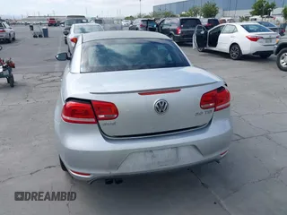 2013 Volkswagen Eos Sport с VIN WVWBW8AH9DV009377, выставлен на аукционе IAAI как лот 42327659 с пробегом 93 952 миль миль и . История ставок и продаж доступна на DreamBid. Изображение 6.