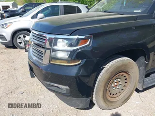 2015 Chevrolet Tahoe LTZ z VIN 1GNSKCKC8FR141163, wystawiony jako IAAI lot #42114008 z przebiegiem 221 804 mil mil oraz . Historia ofert i sprzedaży dostępna na DreamBid. Obrazek 6.