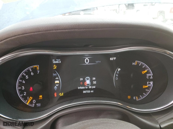 2019 Jeep Grand Cherokee Overland with VIN 1C4RJECG3KC811769, listed as a Copart auction lot 85946614 with 38,703 mi miles and Clean Title. Bid and sale history available at carsss.com. Image 9.