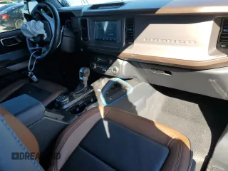2021 Ford Bronco with VIN 1FMDE5CPXMLA63292, listed as a Copart auction lot 45659265 with 13,958 mi miles and Salvage title. Bid and sale history available at DreamBid. Image 8.