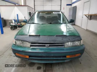 1993 Honda Accord z VIN 1HGCB7652PA155769, wystawiony jako Copart lot #45200625 z przebiegiem 251 834 mil mil oraz Szkoda całkowita • Salvage title. Historia ofert i sprzedaży dostępna na DreamBid. Obrazek 5.